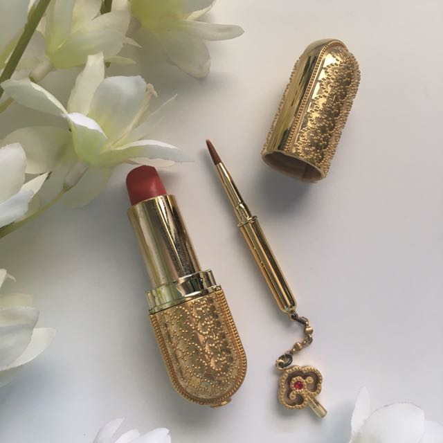 the history of whoo makeup