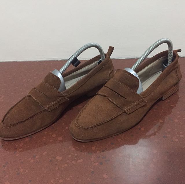 Suede Zara Shoes Men - White sole with caramel brown out sole. - pic-lard