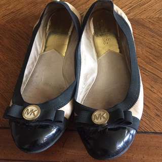 Michael kors Prelove Ballet Flats (size  7)