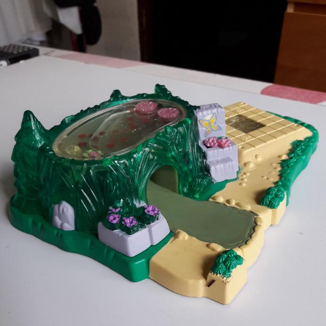 Last Call 1990s Littlest Petshop Cats Playset Vintage