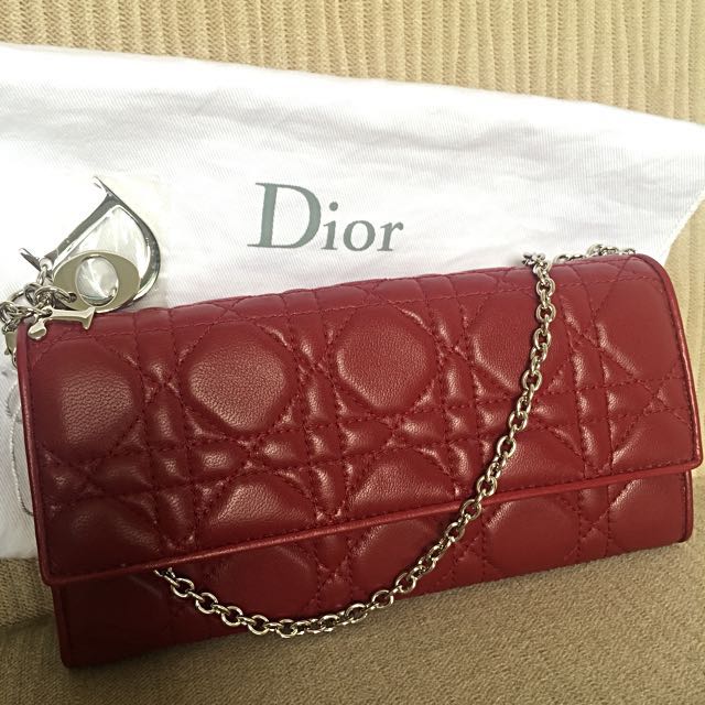 dior wallet on chain