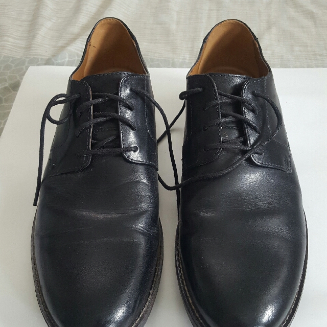 clarks tilden plain toe oxford