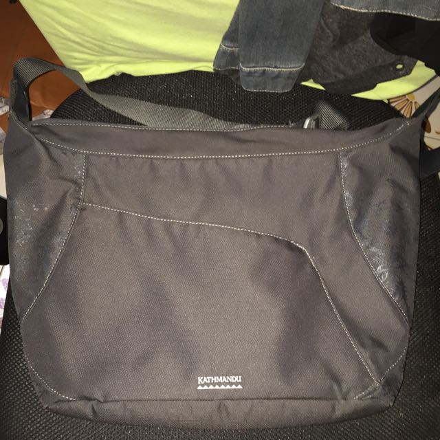 kathmandu sling bag