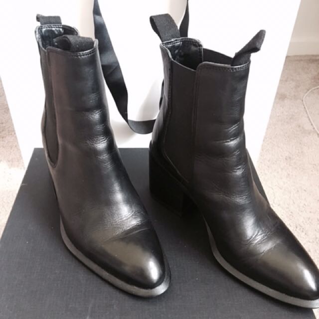 tony bianco hampton bootie