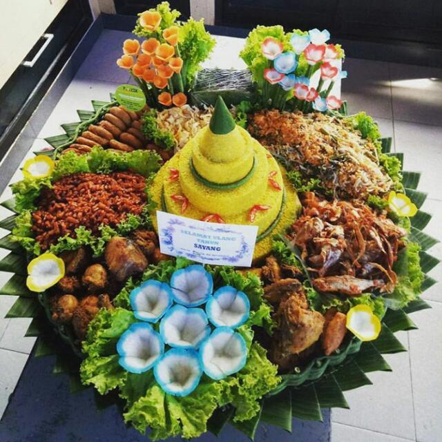 Tumpeng Mini Tumpeng Istimewa Makanan Minuman Makanan Instan Di Carousell
