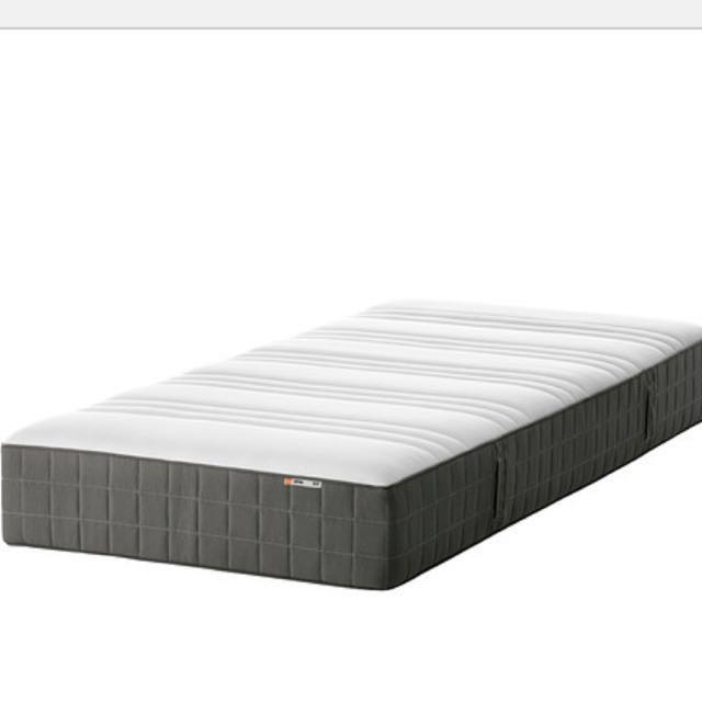 Used Hovag Pocket Sprung Queen Mattress Furniture Beds