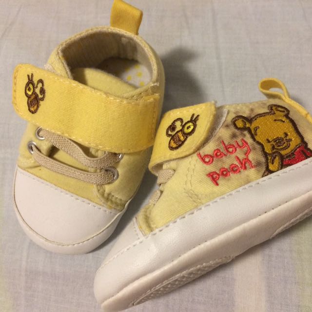 Winnie the pooh shoes for babies sales