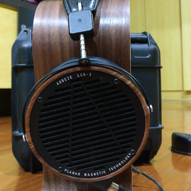 audeze lcd 2.2