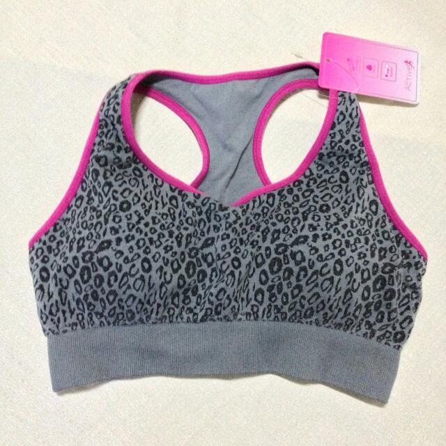avon sports bra