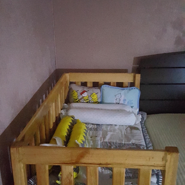 Wooden store co sleeper