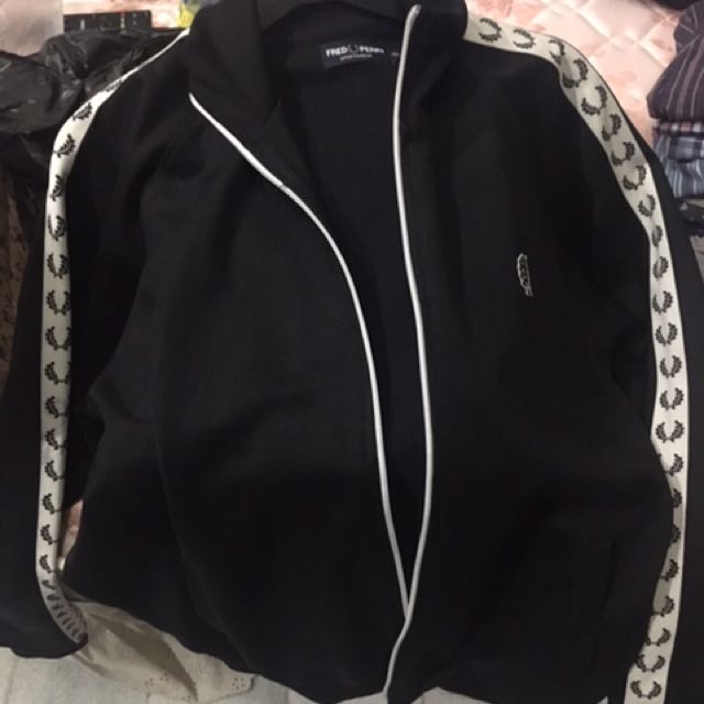 fred perry track