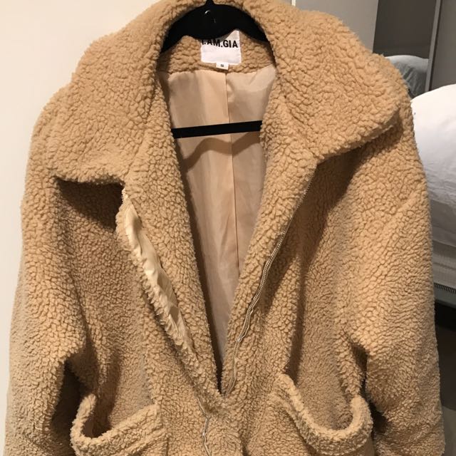 I Am Gia Pixie Coat Women S Fashion Clothes On Carousell