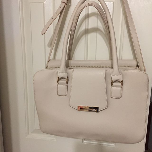 Le hotsell chateau bags