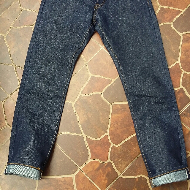 levis red line