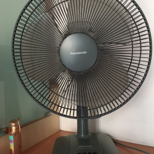 Panasonic table fan, Furniture & Home Living, Lighting & Fans, Fans on