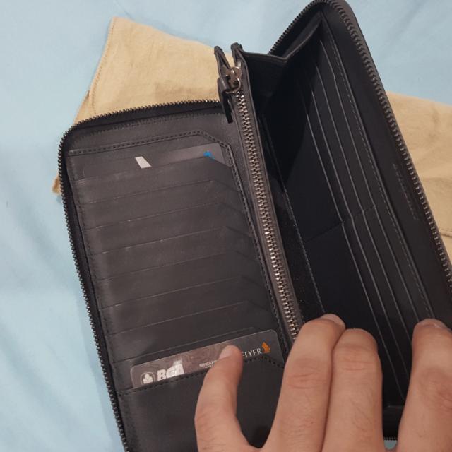 burberry travel wallet