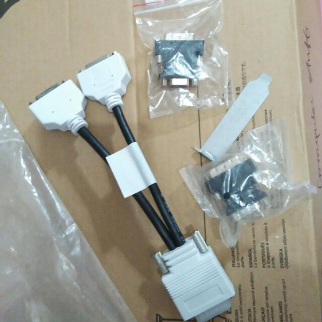 1 To 2 Computer Monitor Sockets + 2 Cable Sockets, 電腦＆科技, 電腦周邊及配件, 電子屏幕