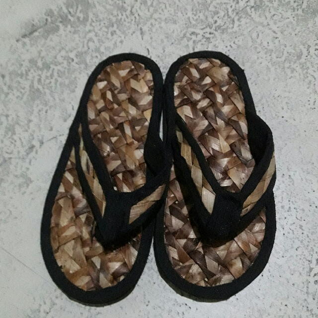 Abaca Slipper