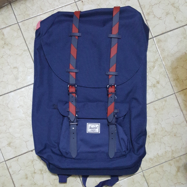 herschel little america navy
