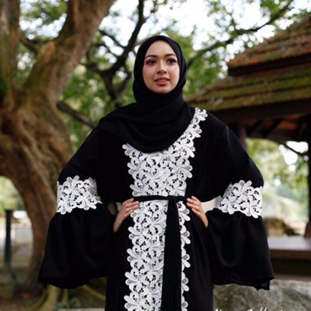 Dubai Abaya, Women's Fashion, Muslimah Fashion, Kaftans & Jubahs on ...