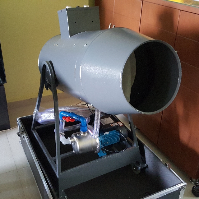 Foam Machine Rental, Everything Else on Carousell