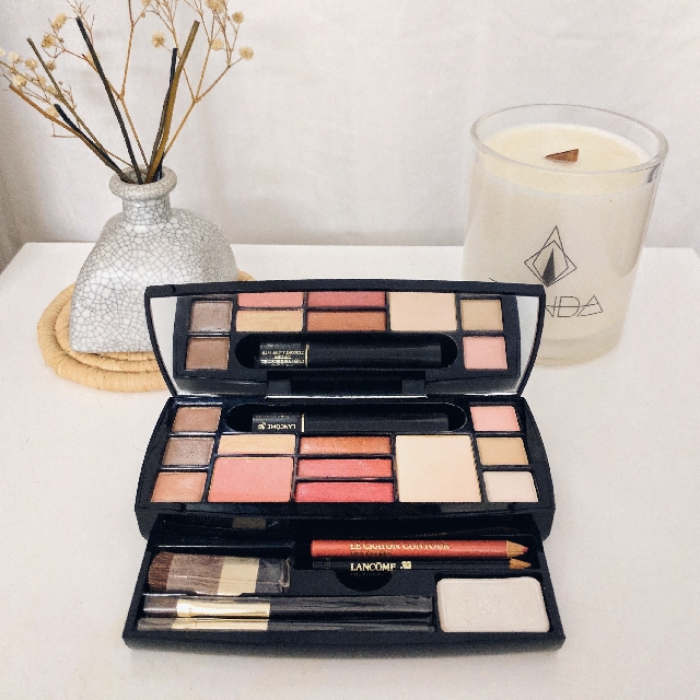 Lancome Absolu Voyage Makeup Kit Health Beauty Makeup On Carousell