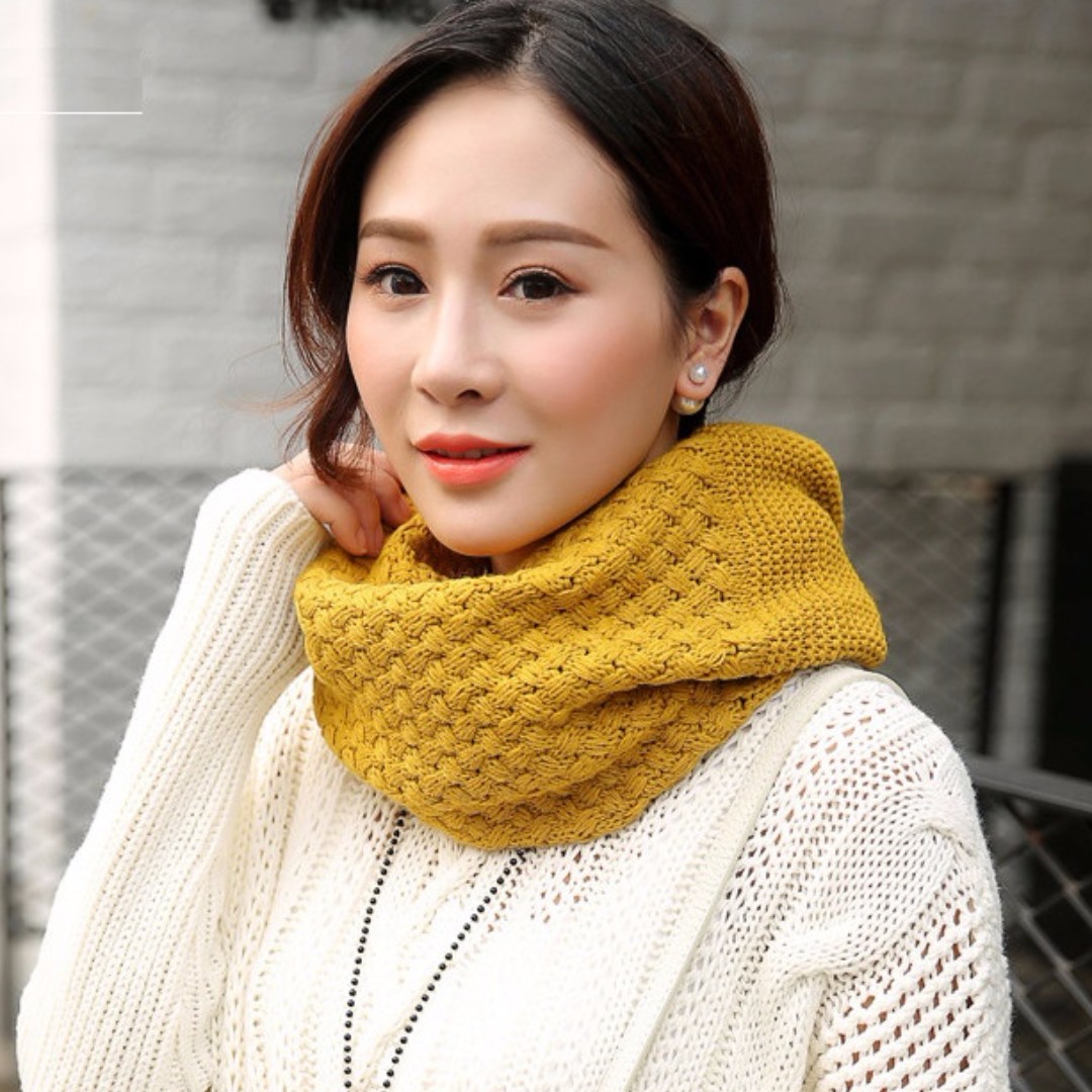 mustard yellow knit scarf