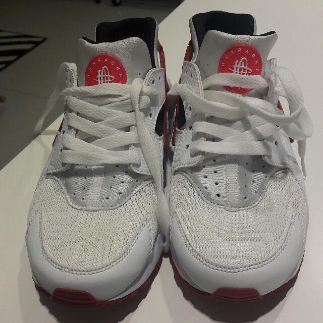 Red nike huarache junior store