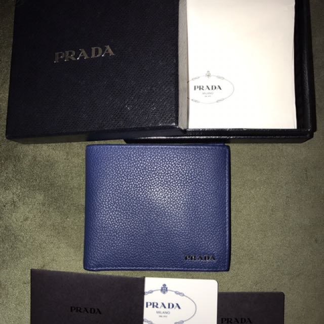 Prada Men's Wallet (original), Men's Fashion, Watches & Accessories ...
