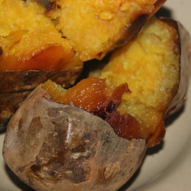 Ubi Madu Bakar Cilembu Makanan Minuman Snek Di Carousell