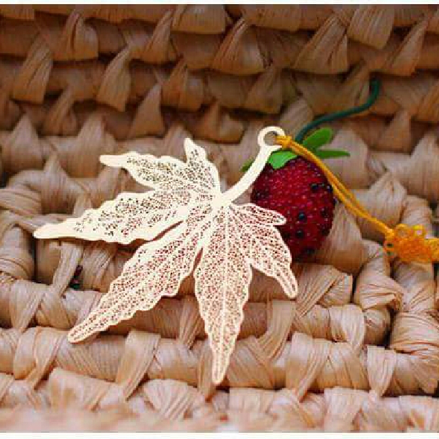 Gold Maple Leaf Bookmark, Hobbies & Toys, Stationery & Craft, Craft