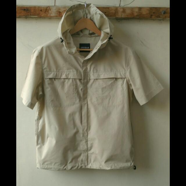Jaket Hoodie Cowok Lengan Pendek Uniqlo Original Size M Fesyen Pria Di Carousell