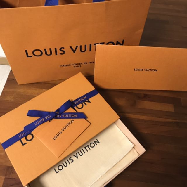louis vuitton gift box and bag