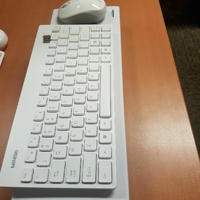 MINISO WIRELESS KEYBOARD MOUSE SET Computers Tech Parts 