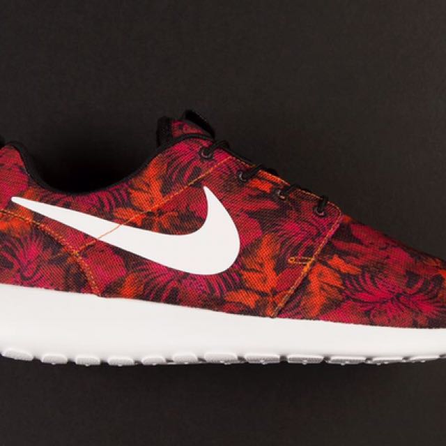 Floral roshes men top
