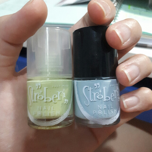 Stroberi Nail Polish Kutek Kesehatan Kecantikan Parfum Kuku Lainnya Di Carousell