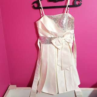 dress pesta putih / dress putih / dress selutut putih / dress mini putih all size