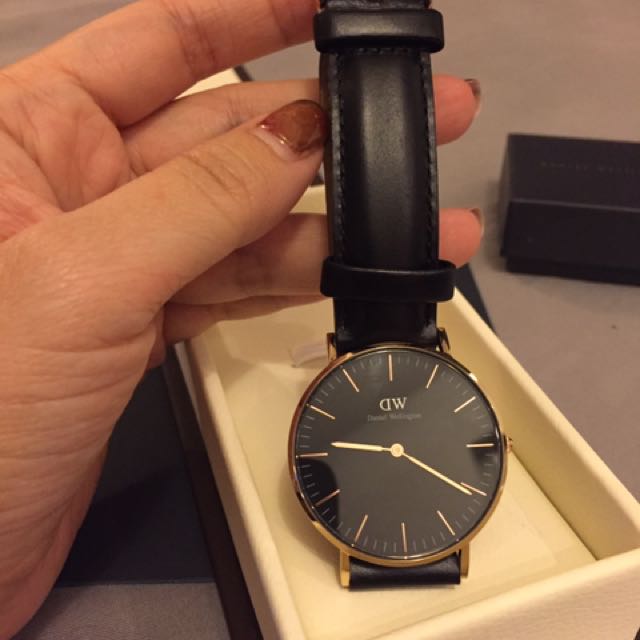 Kedai Jam Daniel Wellington 2024 dvos