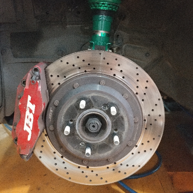 JBT 4Piston Brake Kit (FD Civic), Car Accessories on Carousell