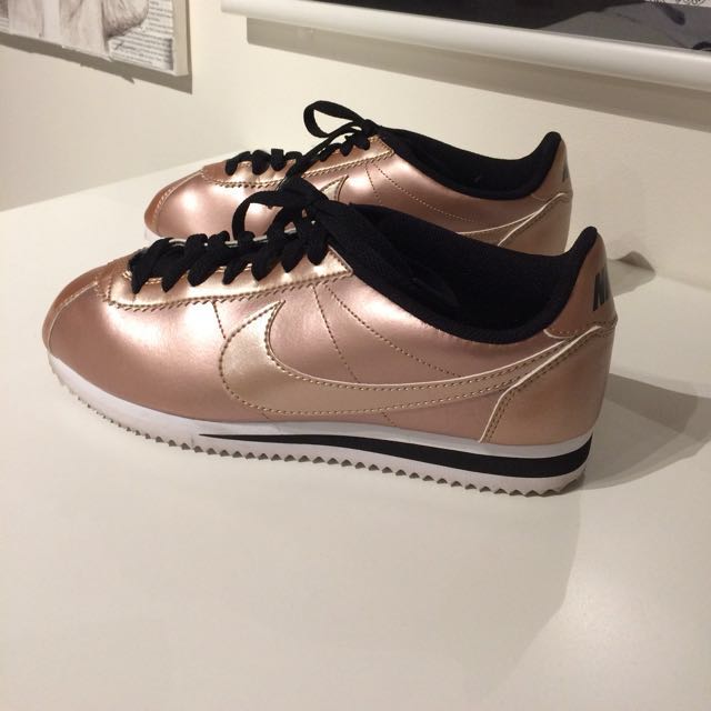 nike classic cortez rose gold