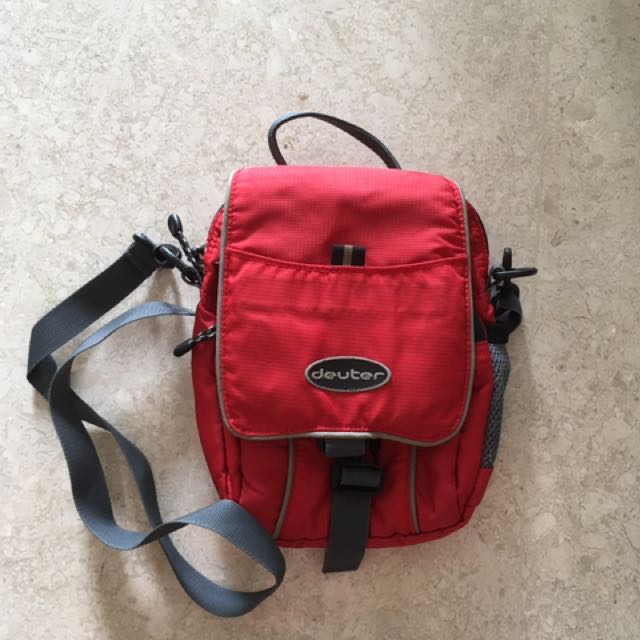 Original Deuter Travel Pouch, Men's Fashion, Bags, Belt bags, Clutches