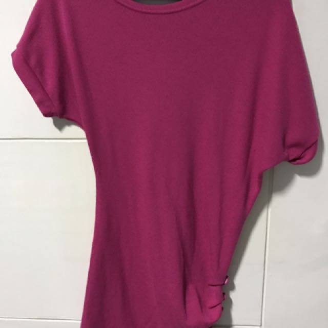 Purple off shoulder top (Category: Sleeveless) located in Mandaluyong City. Submitted by blakehip (Listing ID 123811176, Image 1). Description: .