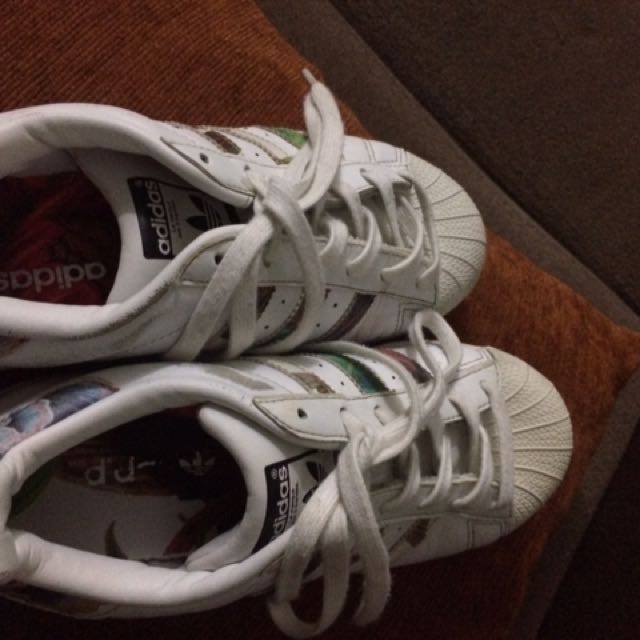 adidas superstar flower