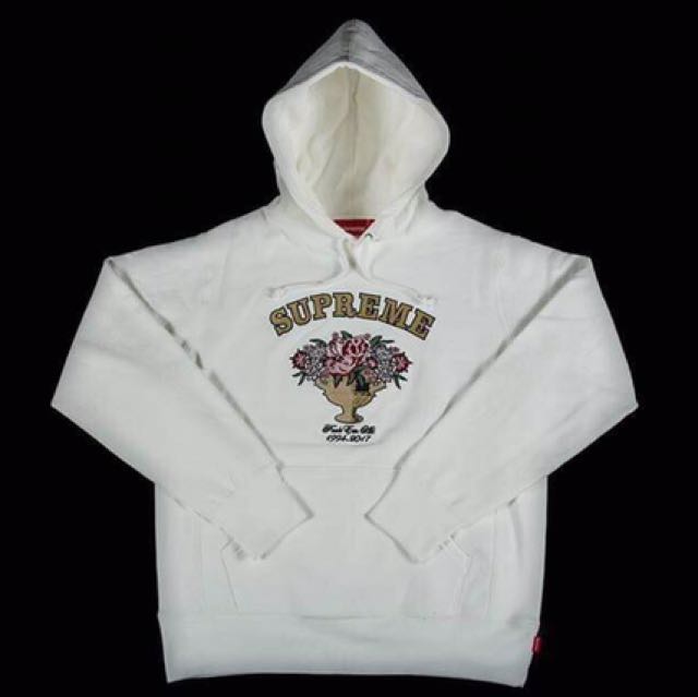Supreme centerpiece hoodie online