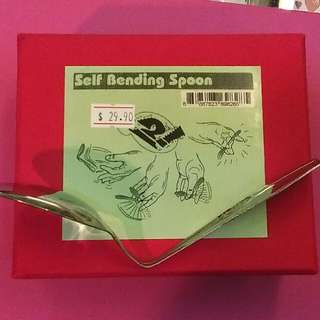 Magic Self Bending Spoon (include teaching). Now 20% off.