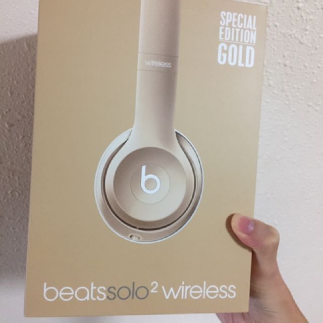 beats solo 2 special edition gold