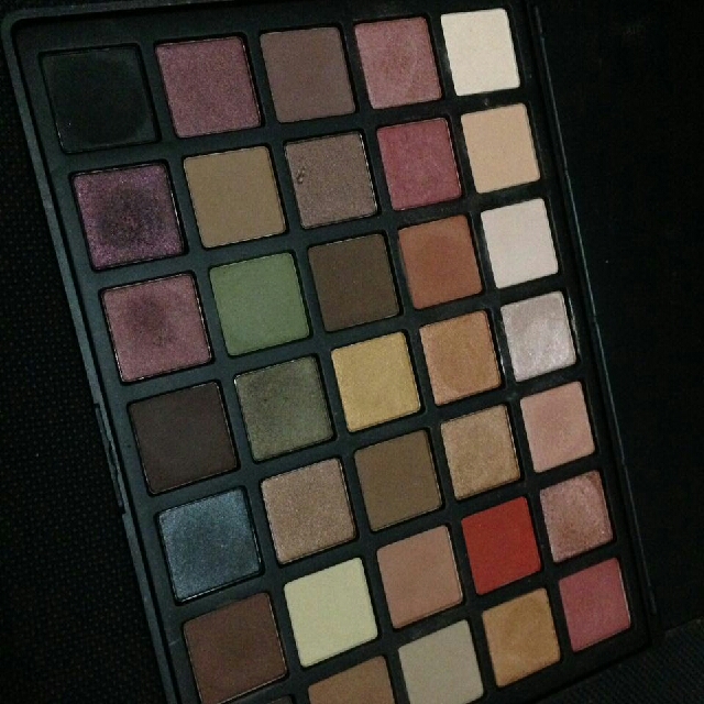 Beauty Creation Jasmin Palette Kesehatan Kecantikan Rias Wajah Di Carousell