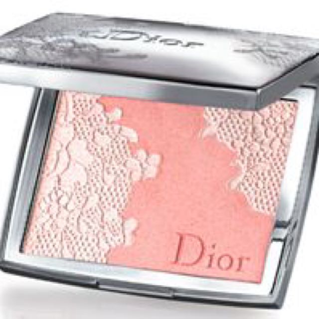 BN Dior Poudrier Dentelle, Dior Lace Highlighting Powder 001 Rose/Pink