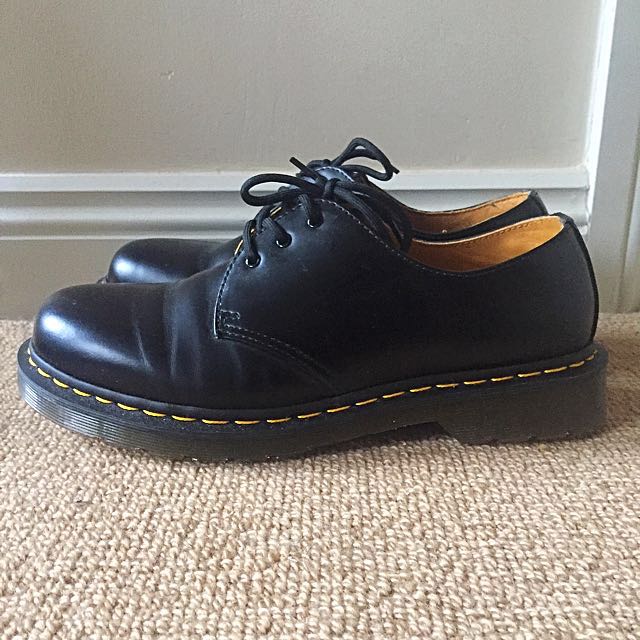 dr martens gibson