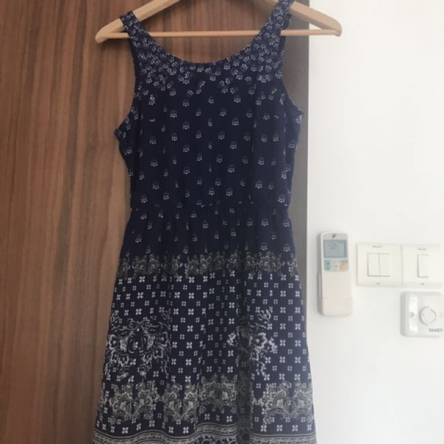 h&m blue patterned dress